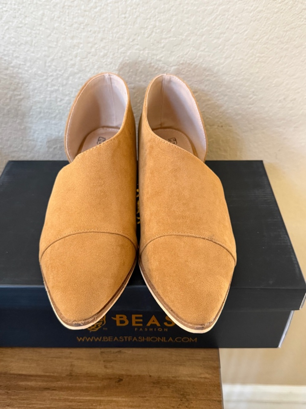 Beast Fashion Carter Tan Slip On Side Cut Out Boot Shoe WOMENS New